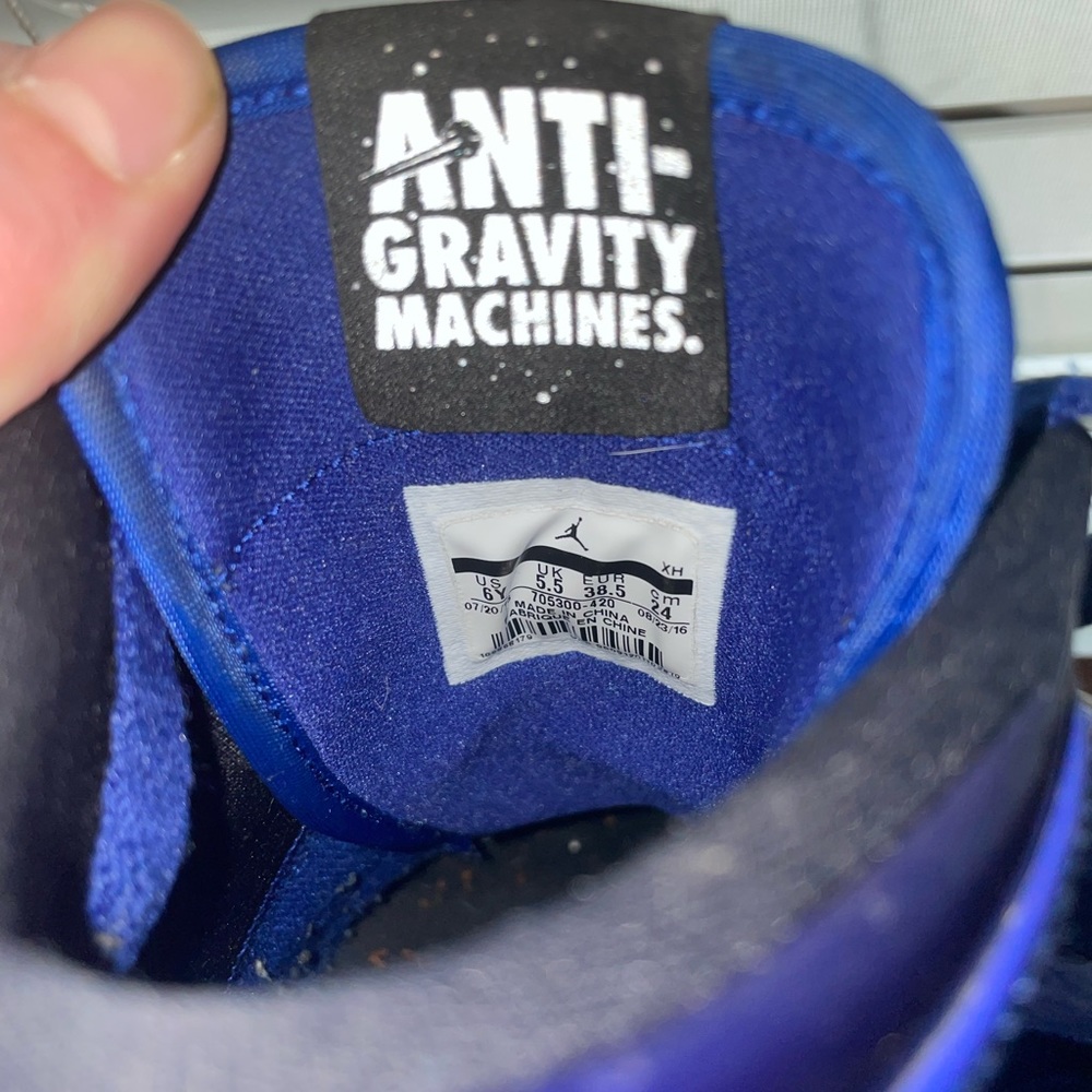 2016 Air Jordan 1 Retro High 'Deep Royal - Picture 6 of 7